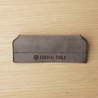 どこでもペンホルダー（ロロマレザー・チョコ）