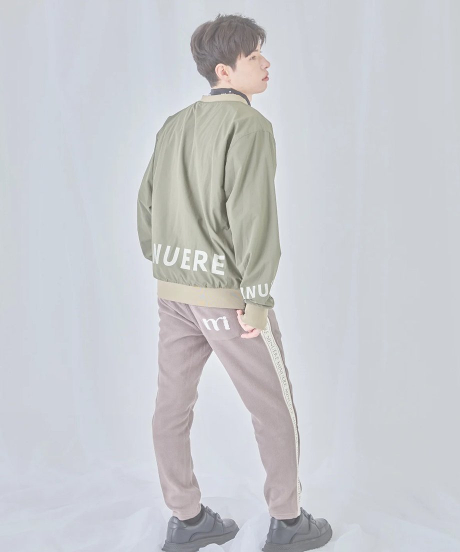 6758c11ebe2d121bf2aaf2d7