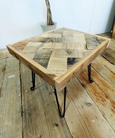 re:wood project結　小さな机　①②
