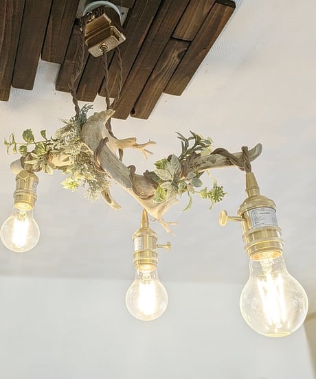 限定1台！根流木Pendantlight3灯　HANA