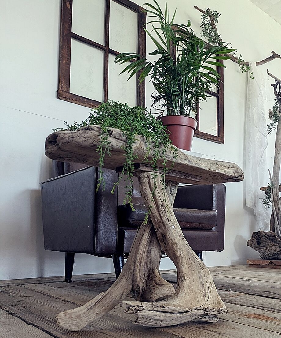 Nature Art Table 流木のサイドテーブル | RoomZ interior Nature Art Table 流木のサイドテーブル | RoomZ interior