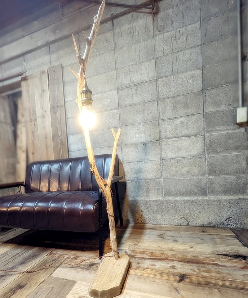 受注生産品 流木のルームライト FUKU | RoomZ interior