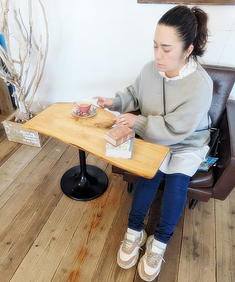 檜　SideTable