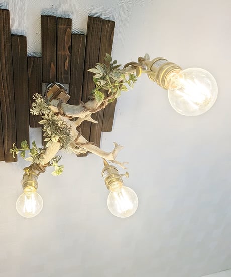 限定1台！根流木Pendantlight3灯　HANA