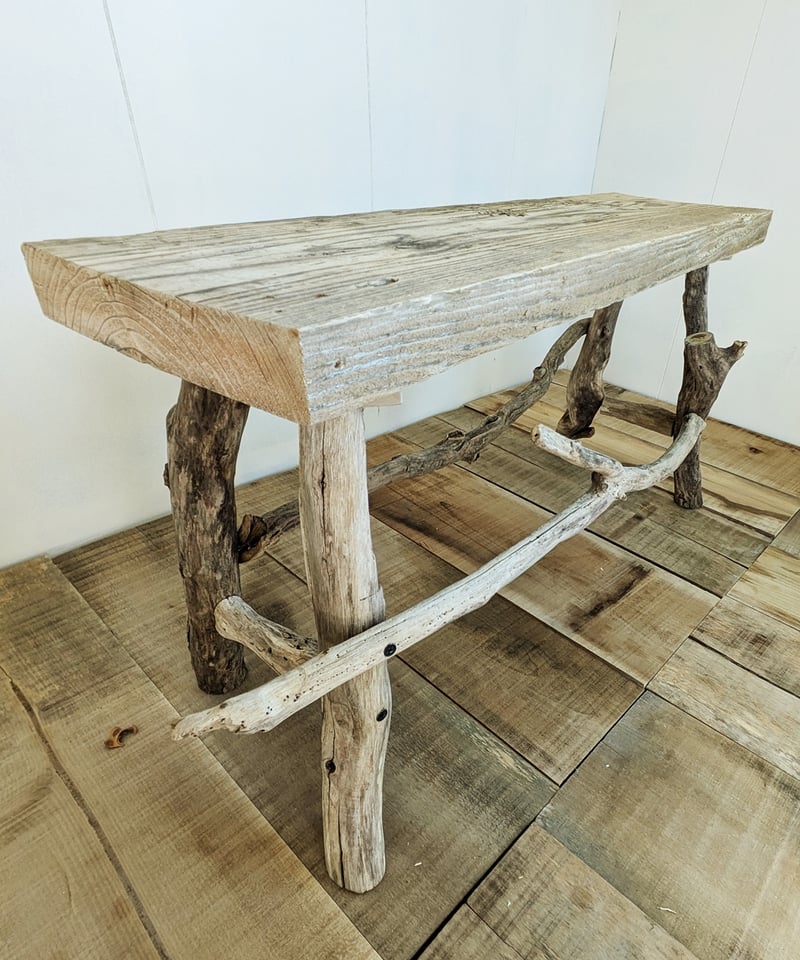 ROOM'Z TheGarden 古足場板と流木 GardenTable ＆ Bench |
