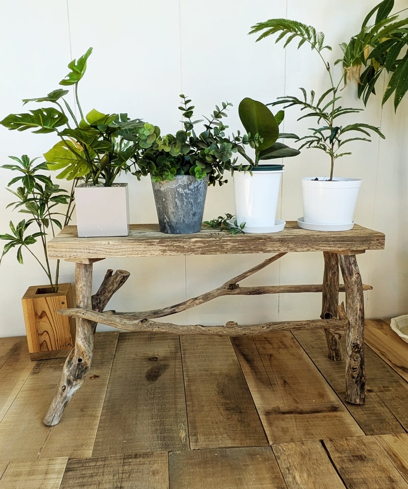 ROOM'Z TheGarden 古足場板と流木 GardenTable ＆ Bench |