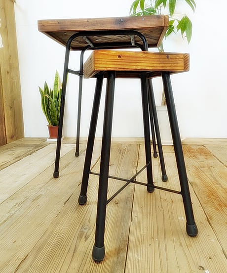 re:wood　project結　小さな机④　Stoolセット