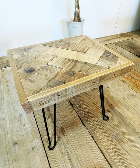 re:wood project結　小さな机　①②