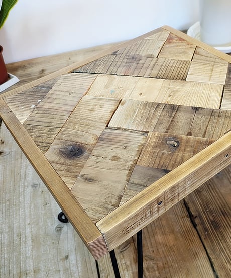 re:wood project結　小さな机　①②