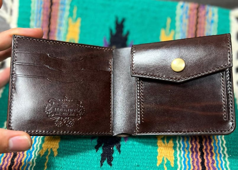 ルガトレザー ハーフウォレット | HENNRY