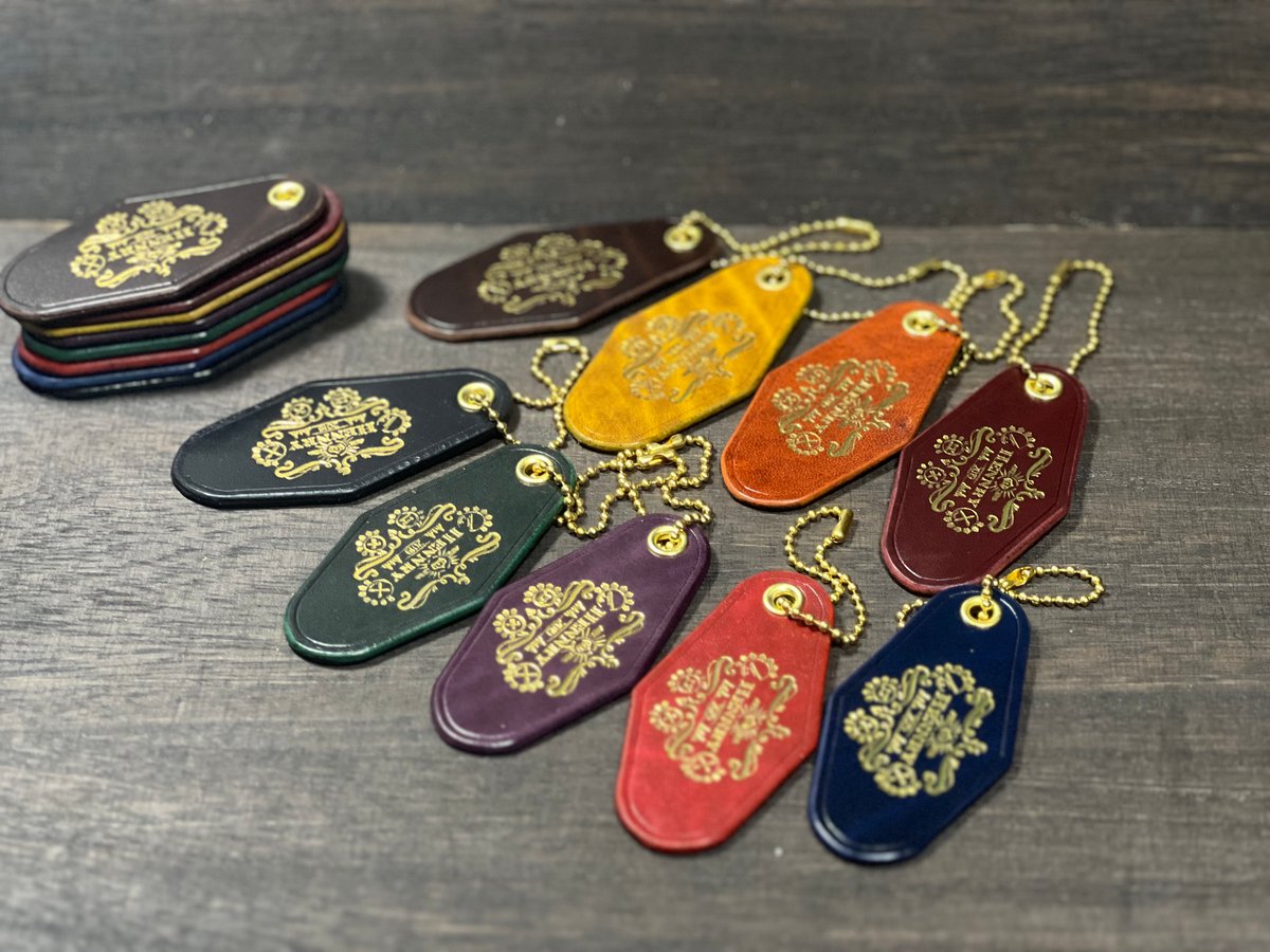 LEATHER HOTEL KEYCHAIN / CAMEL ボルトルーム LEATHER HOTEL