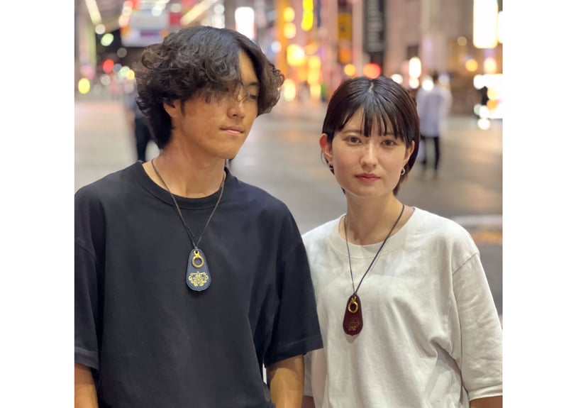 サングラスホルダー ホルダーのみ コードバンブラウン コードバン ネックレス/サングラスホルダー | HENNRY