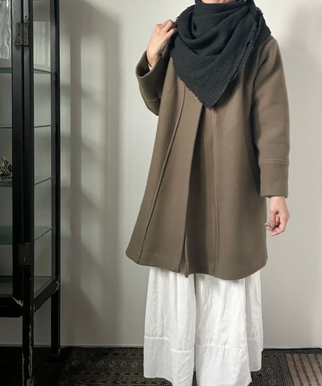 warmie. / square wool stole