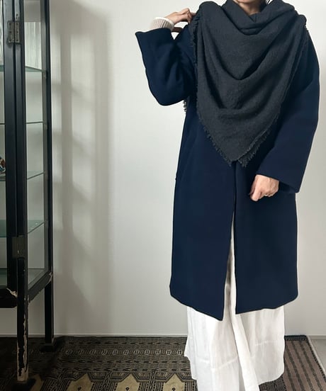 warmie. / square wool stole