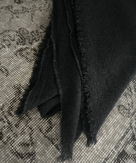 warmie. / square wool stole