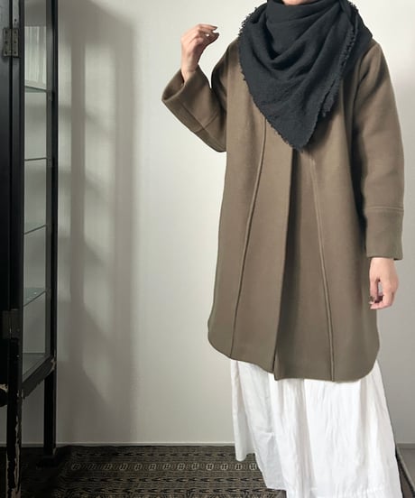 warmie. / square wool stole