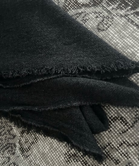 warmie. / square wool stole