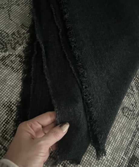 warmie. / square wool stole