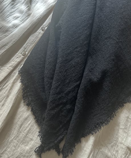 warmie. / square wool stole
