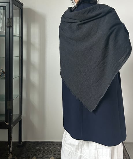 warmie. / square wool stole
