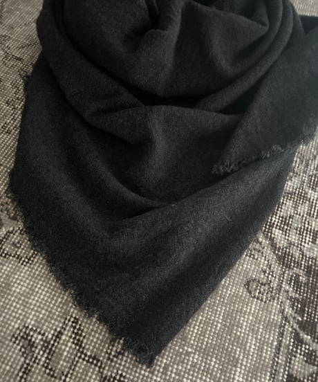 warmie. / square wool stole