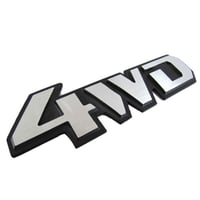 mj188 / 4WD / メタルエンブレム / 黒ベース シルバー文字 / 140ｘ43mm / 厚み 3.5mm / 互換品
