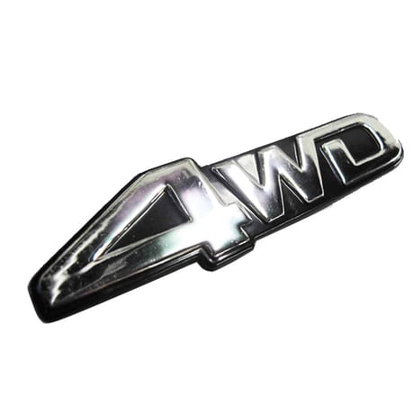 mj074 / 4WD / エンブレム / 黒ベース 全文字シルバー / Mサイズ / 132x35mm / 互換品