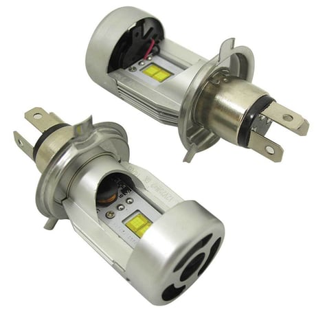 12V/24V / H4(H/L) 2800LM/LEDヘッドライト/白/ 冷却ファン内蔵/LED合計2発/1年保証付き/互換品