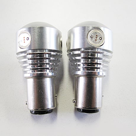 12Ｖ用 /S25 / 9.5W搭載 / ダブル球 / 180°/ 赤 / 2個セット / LED / CREE製 / 互換品