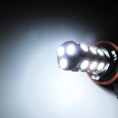 H16 トヨタ用（プリウス/アクア） / LEDフォグランプ / 3チップ SMD / 18連 / 白 / 無極性/ 2個/互換品