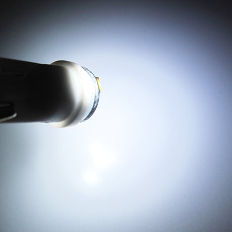 T10 / SMD 6連 / ウェッジ球 / 白 / LED / 2個セット / ショートボディでスペースの少ない場所に /互換品