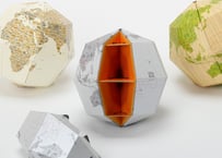 【紙製】組立式地球儀 material