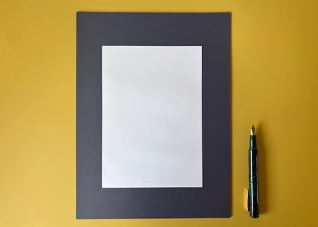 WRITING MAT下敷 月影 moon shadow