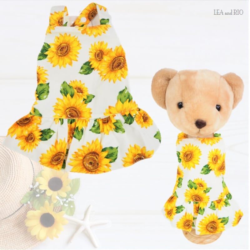 犬服♪手編み♪コータです。ひまわりエプロンワンピ&お花いっぱいワンピ ひまわりワンピース 犬 猫 | LEAandRIO