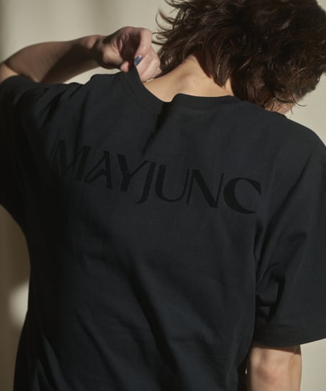 MAYJUNC Tee <Black>