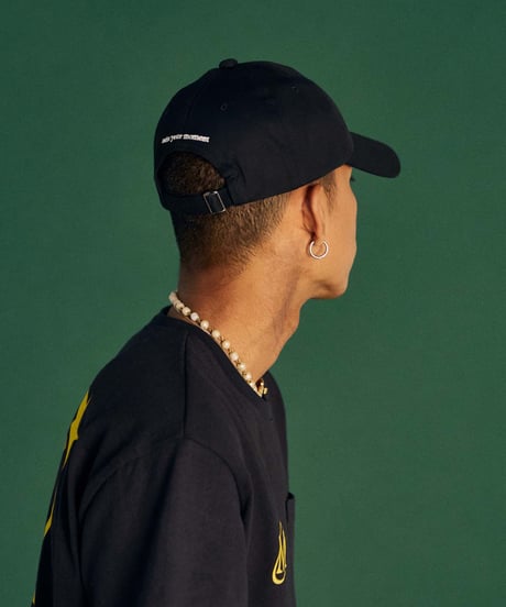 MAYJUNC 6 Panel CAP /BLACK