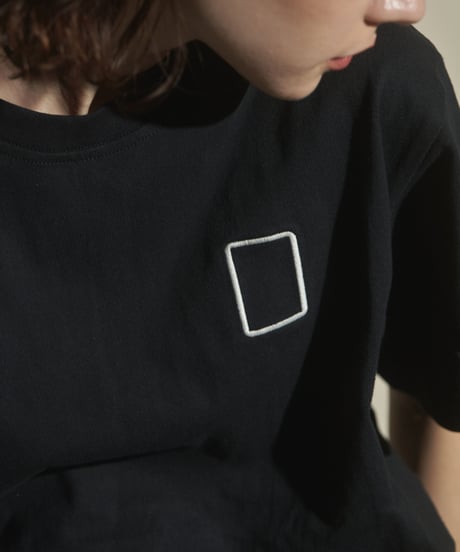 MAYJUNC Tee <Black>