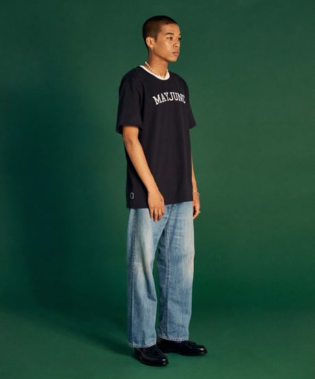 College Tee /BLACK