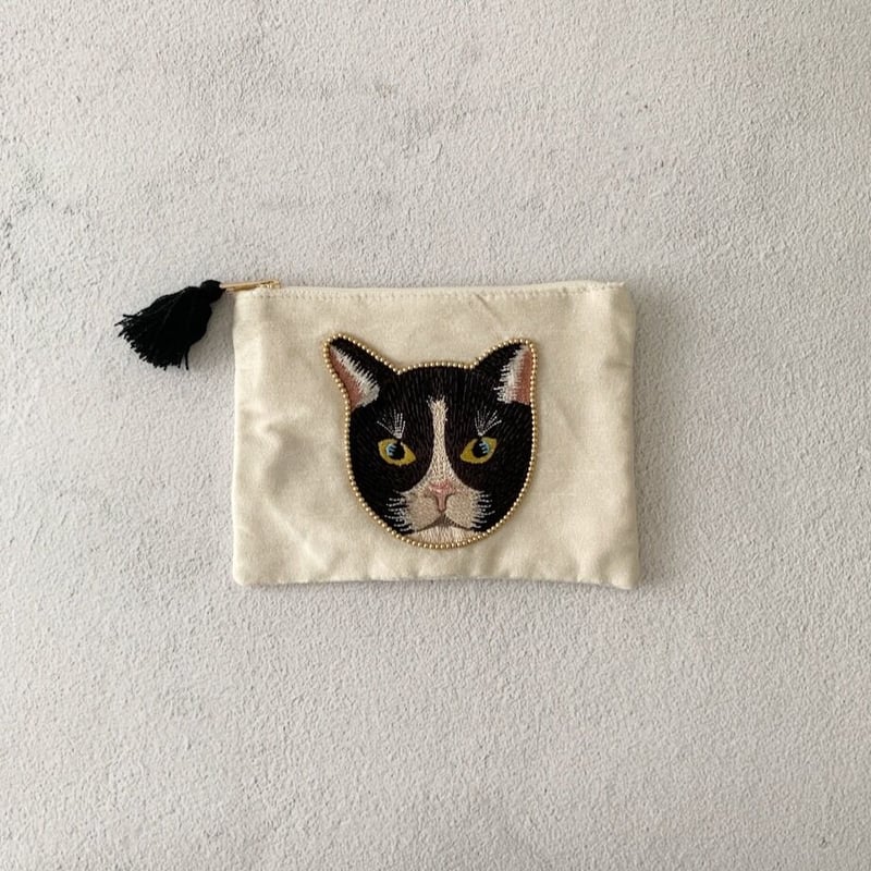 キャットフェイス刺繍ポーチ | pretty things & gifts