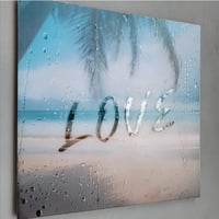 LOVE:「レジンとAIの融合」コレクション。