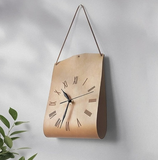 レトロエンティック高級レザー壁掛け時計｜壁掛け時計20cm×26cm | glassi