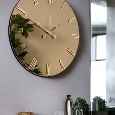 洗練された雰囲気にする　ミラーブラック ウォールクロック