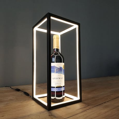モダンシンプル　LED　テーブルランプ　ワインボトルの照明にも