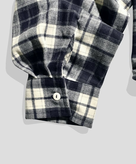 balloon plaid shirt / Navy