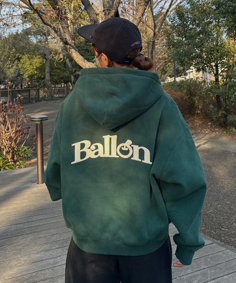 balloon logo box zip hoodie