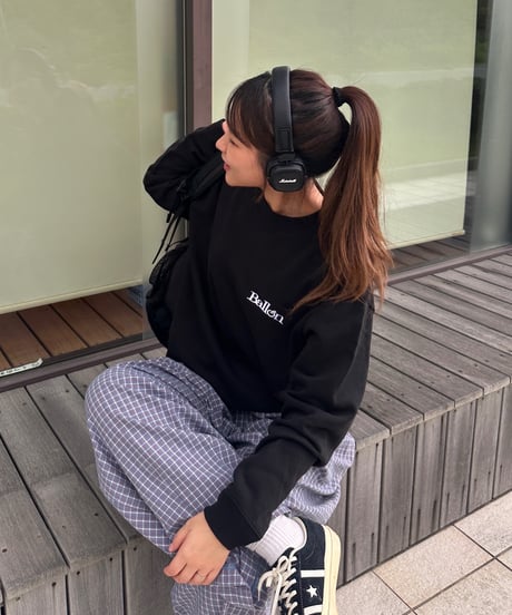 balloon logo crew sweat