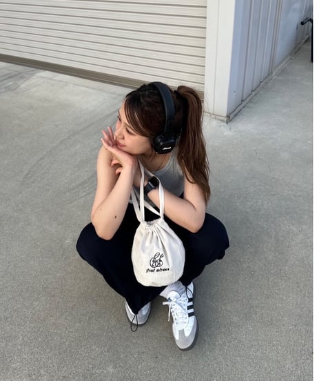 balloon drawstring pouch