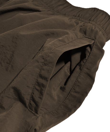 balloon nylon pants  / Brown