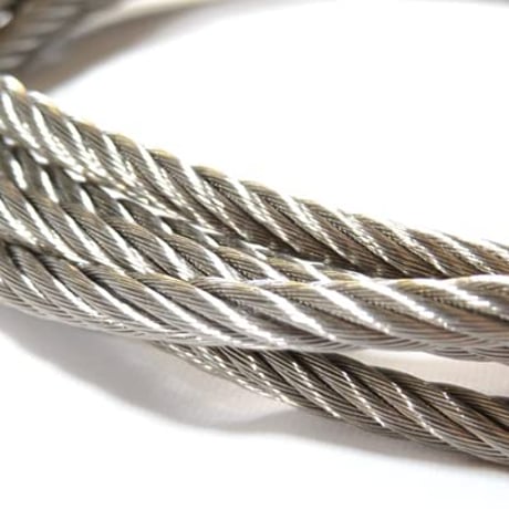5mmステン製ワイヤー 7×19 100M巻 銅芯 線径5mm ワイヤーロープ ステンレス 5ミリワイヤー 錆や変形に強い 丈夫安全 鳥獣被害対策 狩猟 仕掛け 工事 地震対策  林業 RH097W