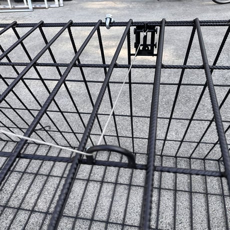 イノシシ・シカ用の箱罠ビッグ 片扉 捕獲機 動物捕獲器 アライグマ 捕獲器 アニマルキャッチャー檻 サイズ 160 x75x75cm 害獣 折り畳み 組み立て式（営業所止め）
